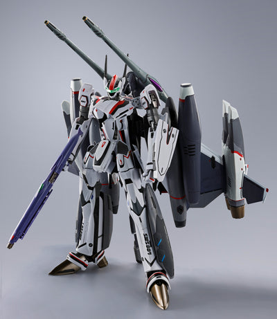 BAS67557 Bandai Tamashii Nation DX Chogokin VF-25F Tornado Messiah Valkyrie Revival Action Figure 4573102675576