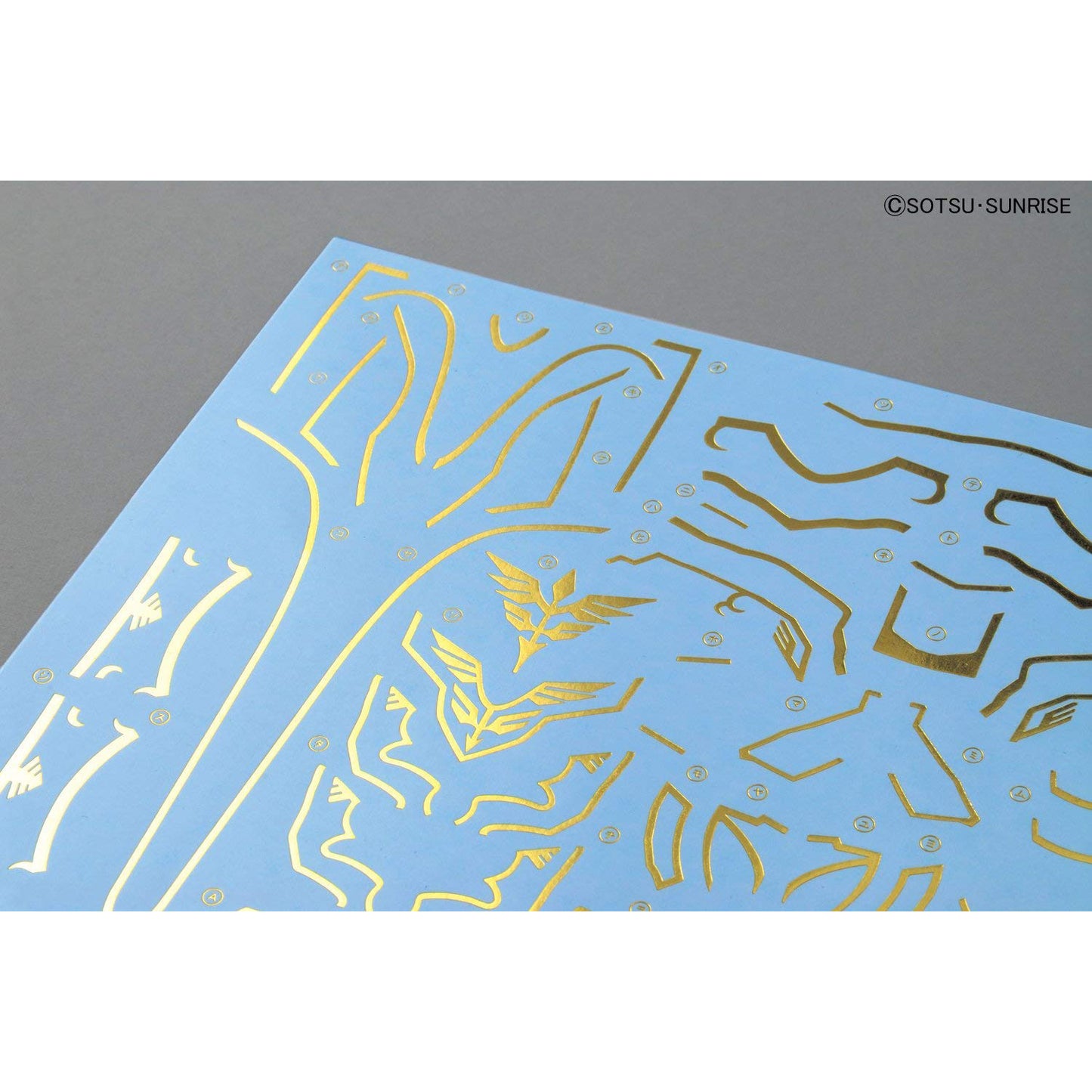 BAS2205960 Bandai MG 1/100 Sinanju (Animation Color) Model Kit