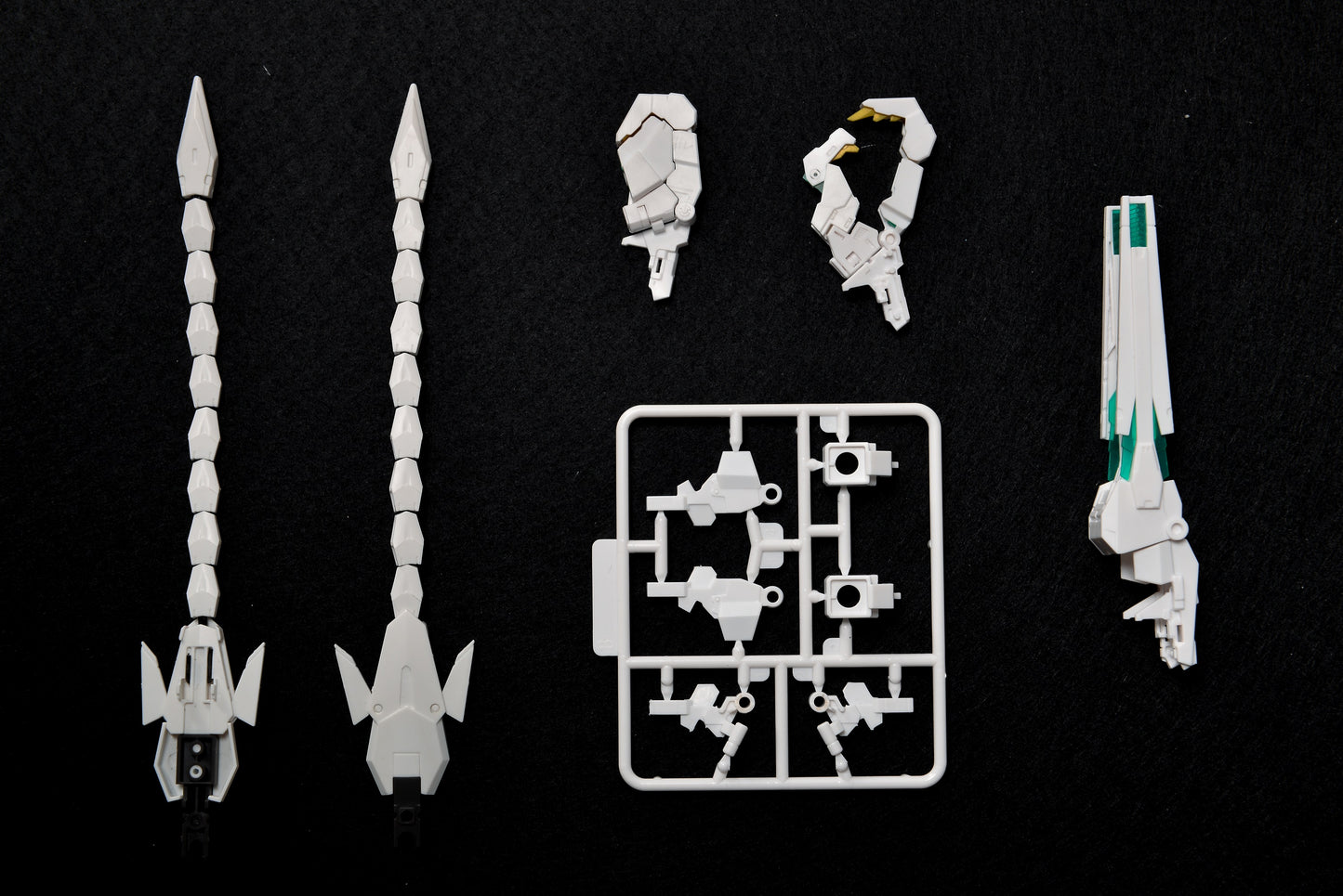 Effect Wing RG/HG 1/144 Unicorn/Banshee ARMED ARMOR VN/BS Expansion Unit