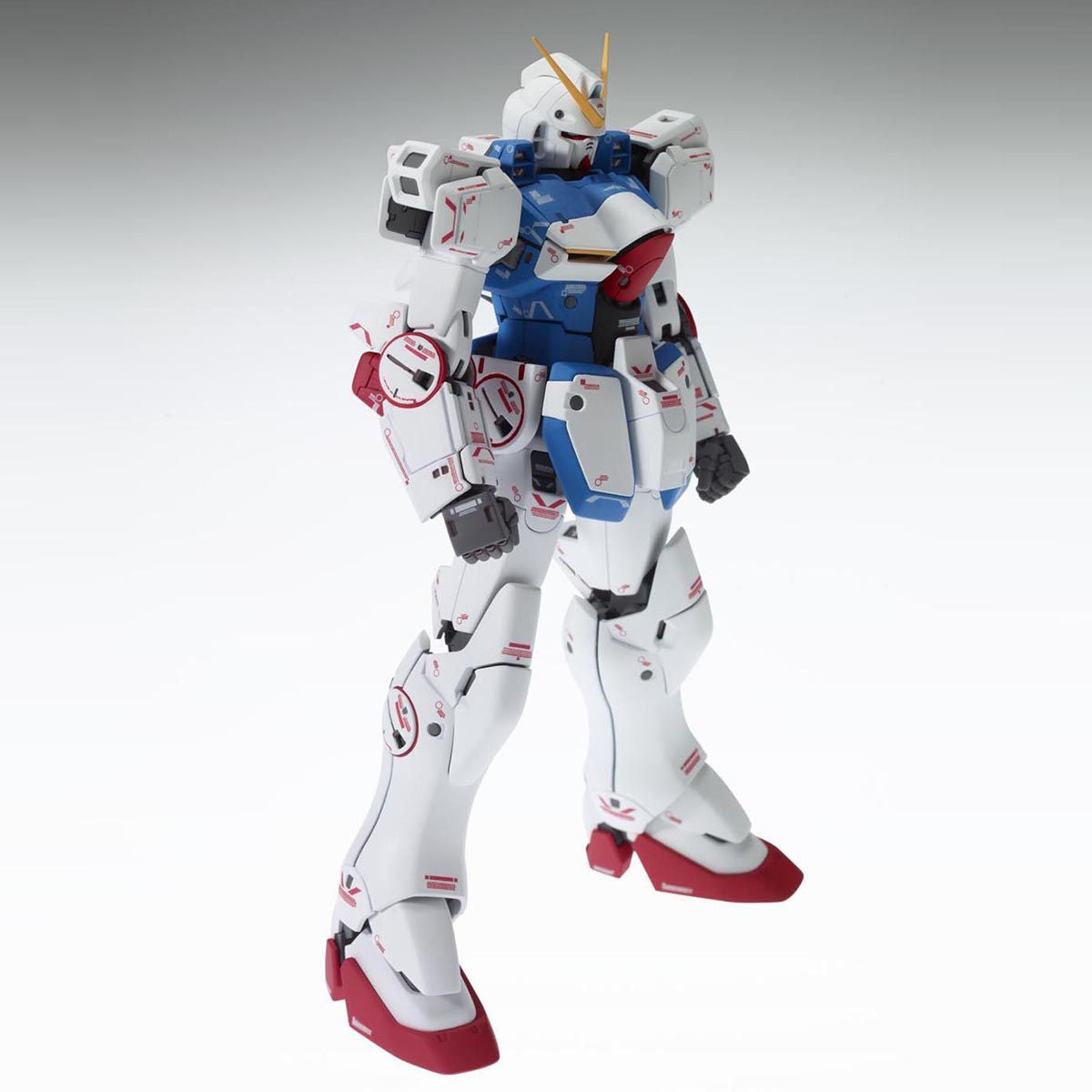 2018300 5069894Bandai MG LM312V04 Victory Gundam Ver.Ka Model Kit 4573102698940