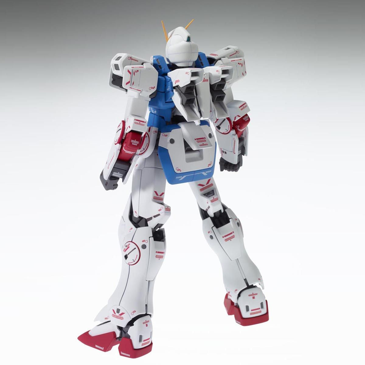 2018300 5069894Bandai MG LM312V04 Victory Gundam Ver.Ka Model Kit 4573102698940
