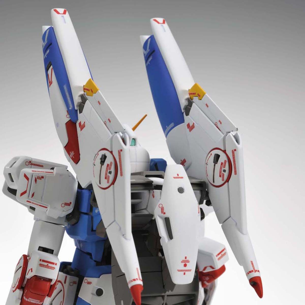 2028931 5064270 Bandai MG 1/100 LM312V04+SD-VB03A V-DASH Gundam Ver.Ka Model Kit 4543112642707