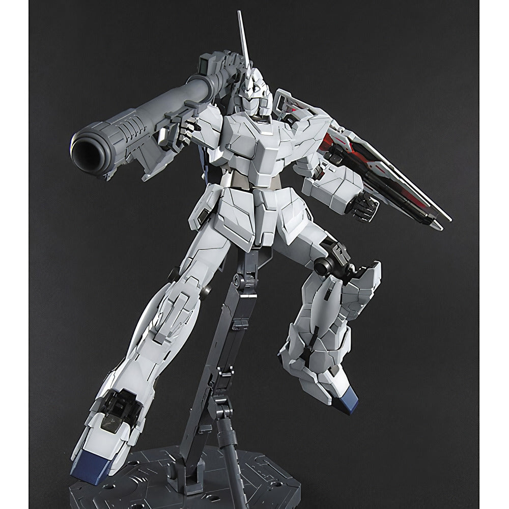 2091000 5061608 Bandai MG 1/100 RX-0 Unicorn Gundam OVA Ver. Model Kit 4573102616081