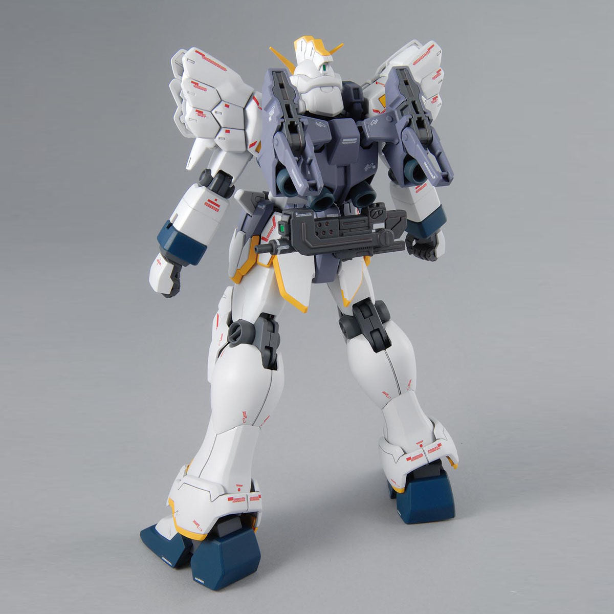 2137798 5063043 Bandai MG 1/100 XXXG-01SR Gundam Sandrock (EW) Model Kit 4573102630438