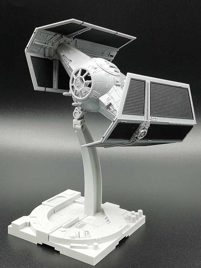 Bandai Star Wars Tie Advanced x1 Model Kit
