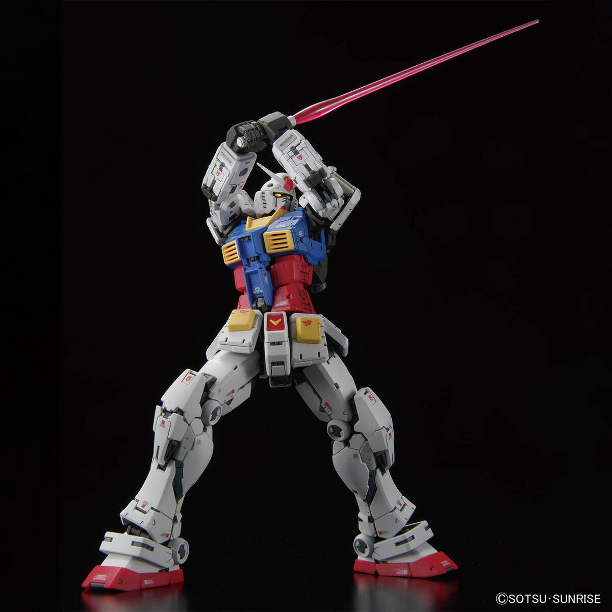 Mô hình lắp ráp RG 1/144 RX-78-2 GUNDAM Ver.2.0 - RG BANDAI | Gundam Mô hình lắp ráp RG 1/144 RX-78-2 GUNDAM Ver.2.0 - RG BANDAI | Gundam