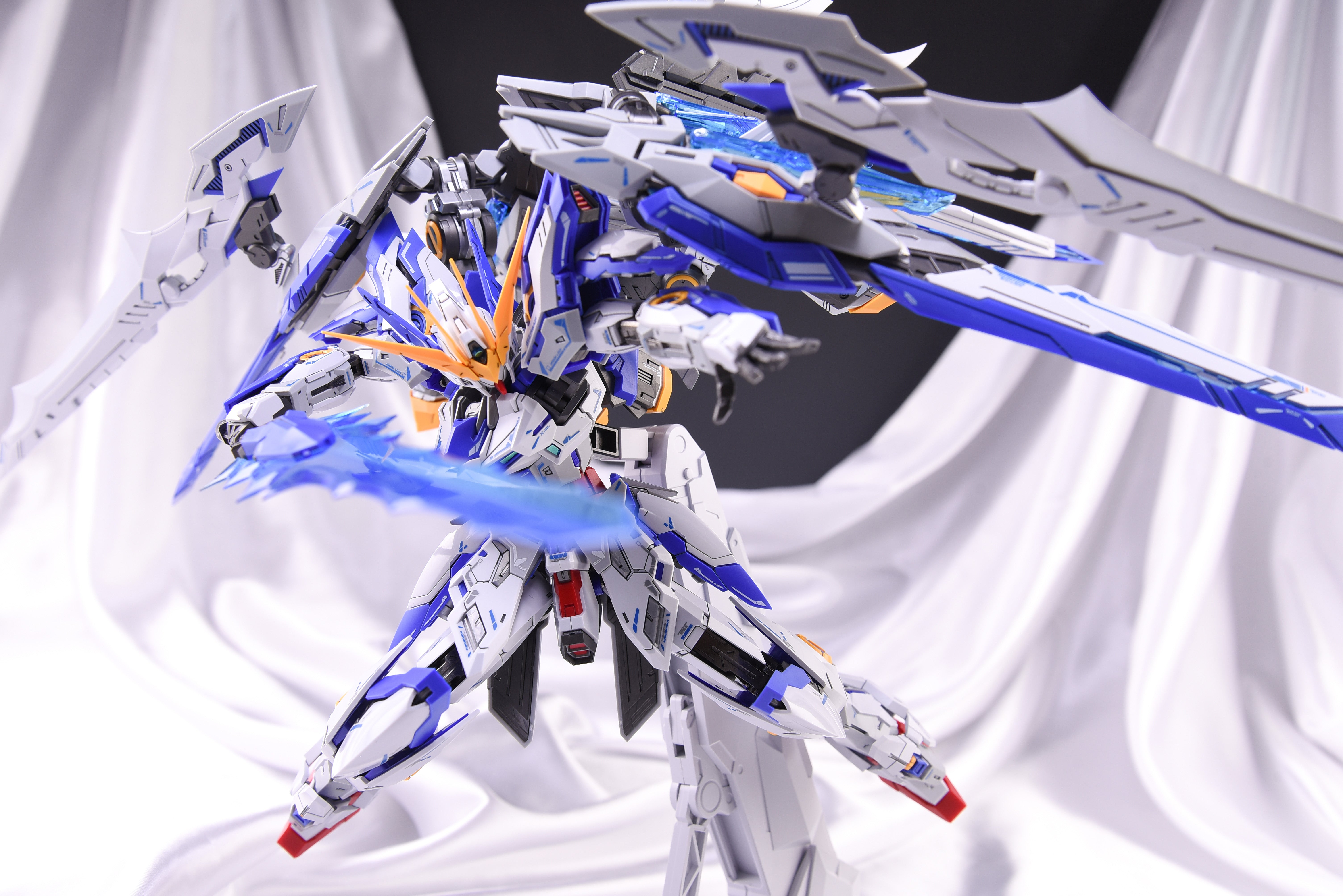 ZZA 1/100 CH-01 Blue Flame Model Kit – Gunpla Style
