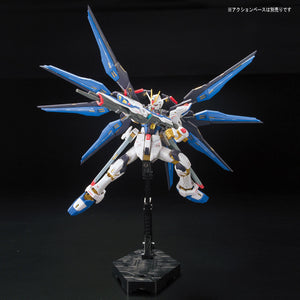 Bandai RG 1/144 ZGMF-X20A Strike Freedom Gundam Model Kit