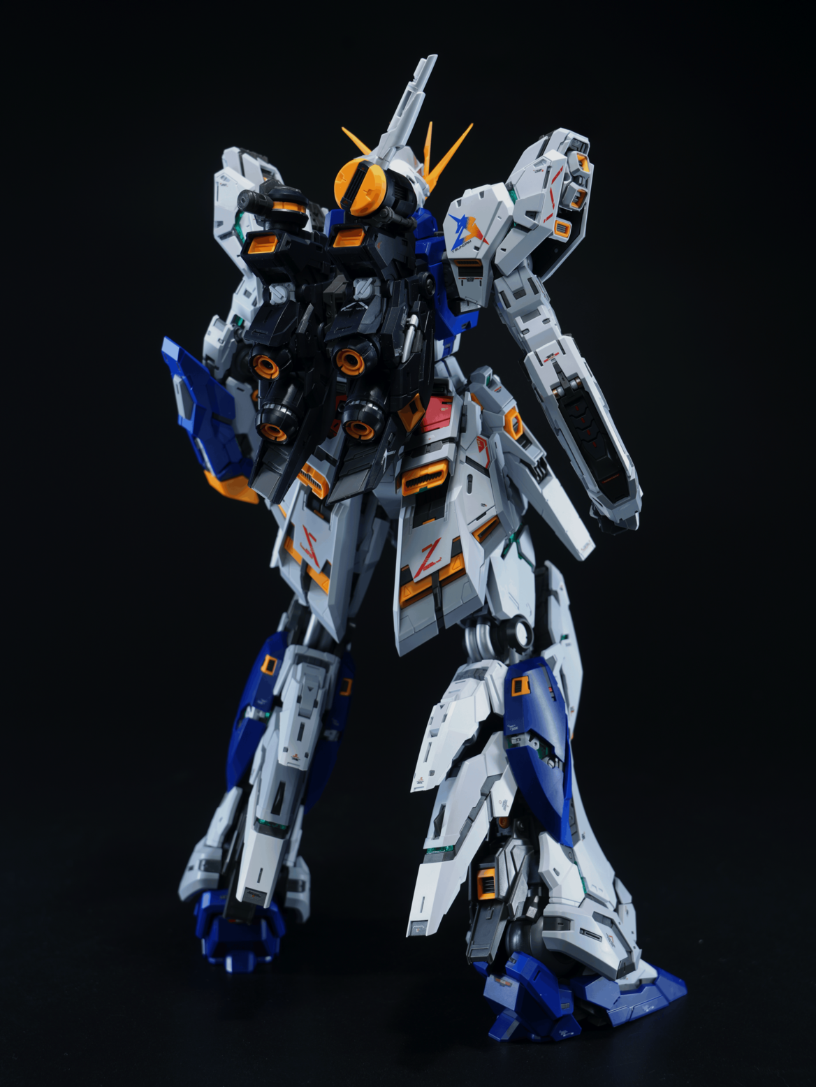 Long Hu Model Fukuoka Nu Gundam Model Kit