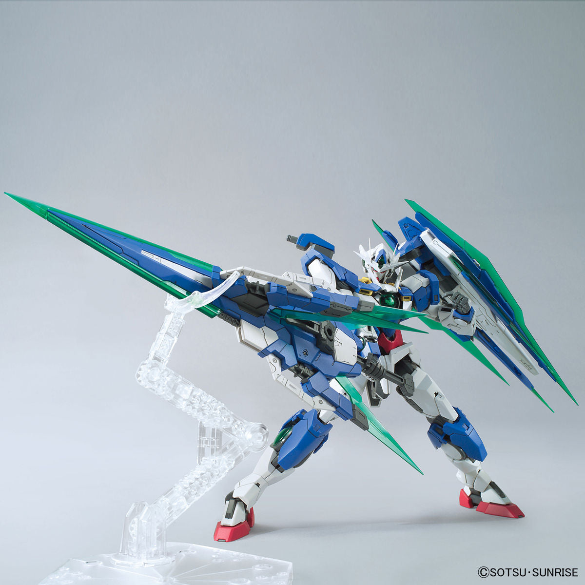 Bandai MG 1/100 Gundam 00 QAN[T] Full Saber Model Kit – Gunpla Style