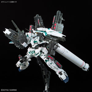 BAS5055586 Bandai RG 1/144 Full Armor Unicorn Gundam Model Kit